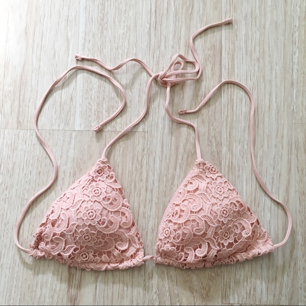 👙 2 for $15 👙 blush crochet triangle bikini top